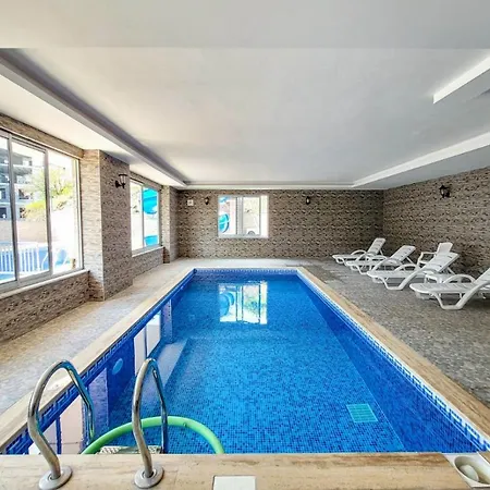 Sky Hill Alaiye Appartement