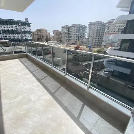 Sky Hill Alaiye Appartement
