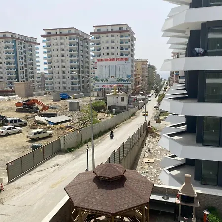 Apartment Sky Hill Alaiye *